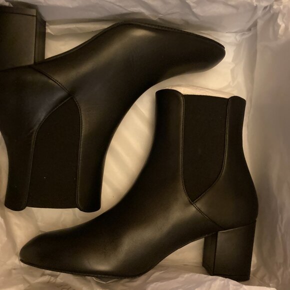 NEW - STUART WEITZMAN YULIANA 60 CHELSEA BOOT BLACK SPORT CALF LEATHER Size 6.5B - Picture 1 of 10